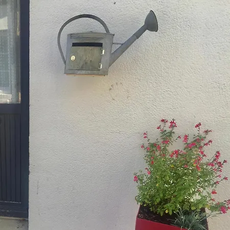 Hébergement de vacances La Bi-coque Du Courtgain, Charmante Et Atypique